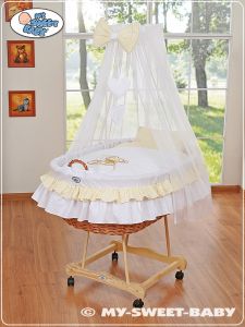 Moses Basket/Wicker drape crib- Bear with bow white