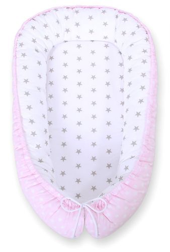 Kokon niemowlęcy dwustronny kojec otulacz Premium BOBONO- grochy na różu/ szare gwiazdki