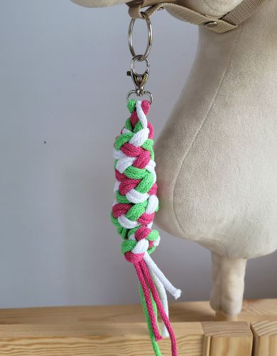 Uwiąz dla Hobby Horse ze sznurka – ciemny róż/ jasny zielony/ biały